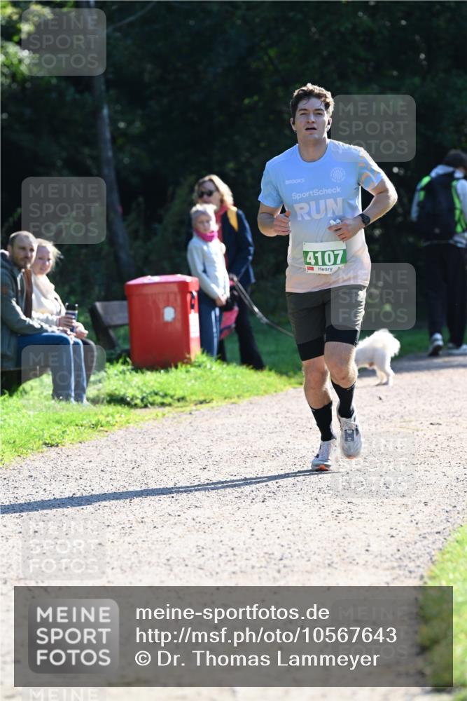 27.09.2026 - 35. Volkslauf durch das schöne Alstertal Dr. Thomas Lammeyer http://msf.ph/oto/10567643 27.09.2026 10:46:59 Laufen 4107 meine-sportfotos.de