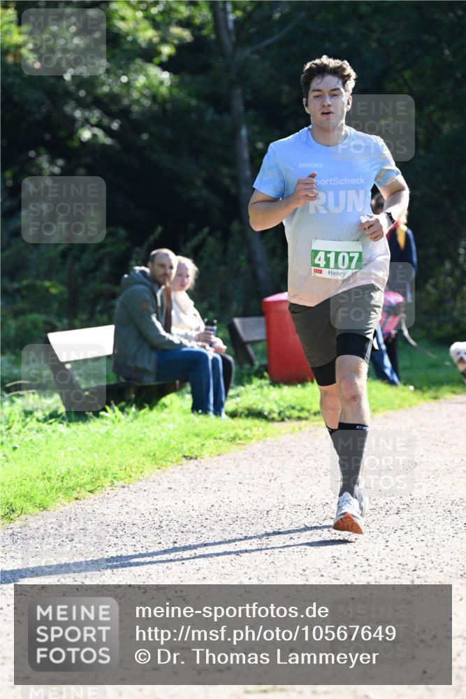 27.09.2026 - 35. Volkslauf durch das schöne Alstertal Dr. Thomas Lammeyer http://msf.ph/oto/10567649 27.09.2026 10:47:00 Laufen 4107 meine-sportfotos.de