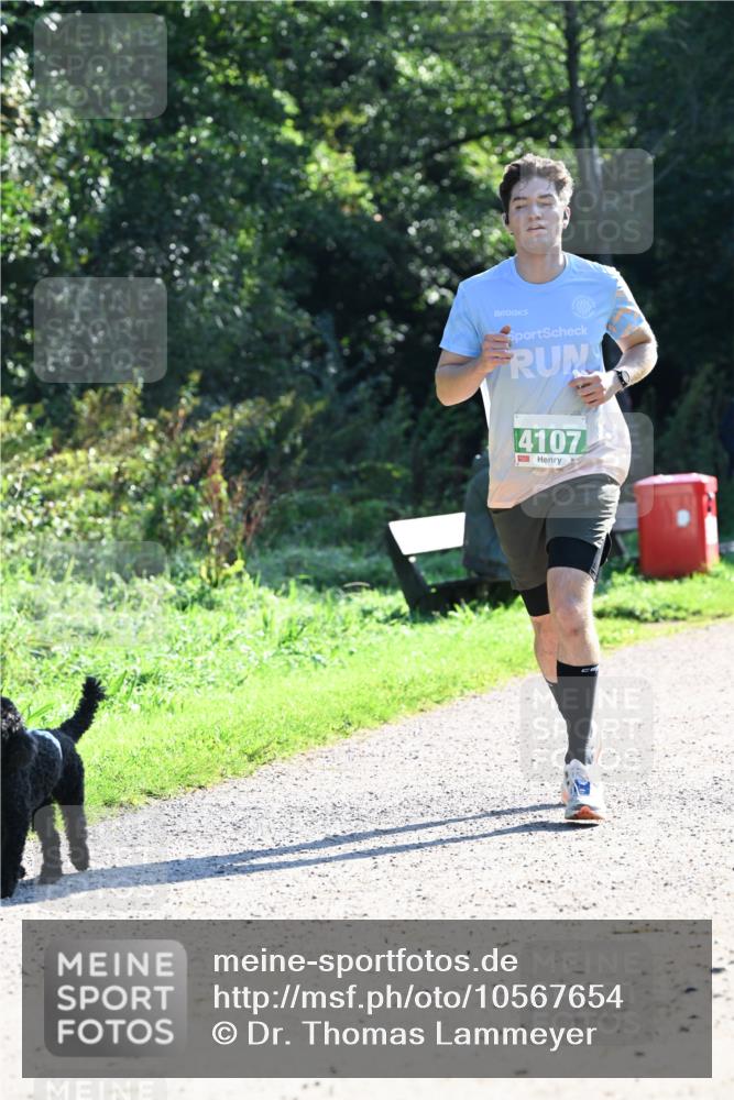 27.09.2026 - 35. Volkslauf durch das schöne Alstertal Dr. Thomas Lammeyer http://msf.ph/oto/10567654 27.09.2026 10:47:00 Laufen 4107 meine-sportfotos.de