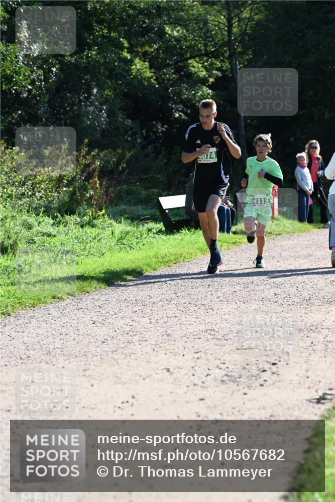 27.09.2026 - 35. Volkslauf durch das schöne Alstertal Dr. Thomas Lammeyer http://msf.ph/oto/10567682 27.09.2026 10:47:28 Laufen 074, 4119 meine-sportfotos.de