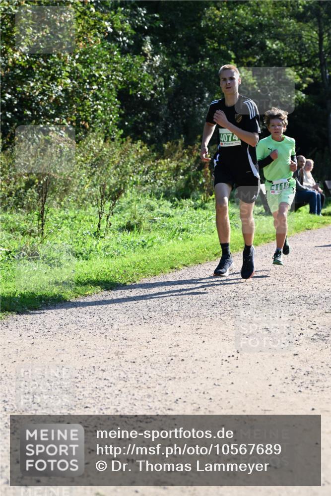 27.09.2026 - 35. Volkslauf durch das schöne Alstertal Dr. Thomas Lammeyer http://msf.ph/oto/10567689 27.09.2026 10:47:29 Laufen 4074, 4119 meine-sportfotos.de