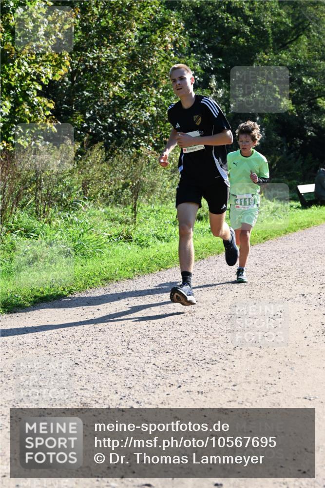27.09.2026 - 35. Volkslauf durch das schöne Alstertal Dr. Thomas Lammeyer http://msf.ph/oto/10567695 27.09.2026 10:47:30 Laufen 4119 meine-sportfotos.de