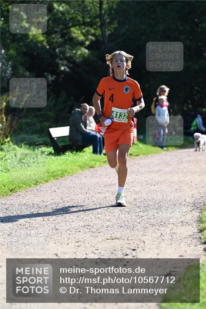 27.09.2026 - 35. Volkslauf durch das schöne Alstertal Dr. Thomas Lammeyer http://msf.ph/oto/10567712 27.09.2026 10:47:45 Laufen 4132 meine-sportfotos.de