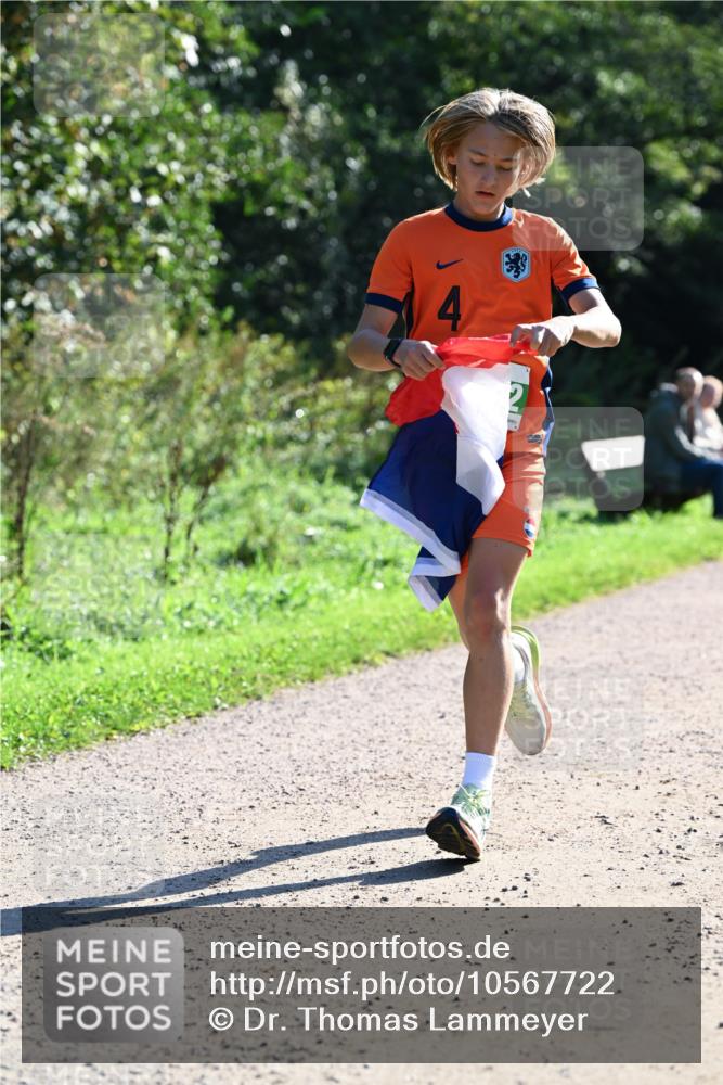 27.09.2026 - 35. Volkslauf durch das schöne Alstertal Dr. Thomas Lammeyer http://msf.ph/oto/10567722 27.09.2026 10:47:46 Laufen 4 meine-sportfotos.de