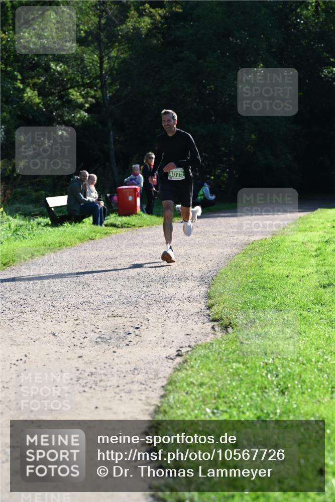 27.09.2026 - 35. Volkslauf durch das schöne Alstertal Dr. Thomas Lammeyer http://msf.ph/oto/10567726 27.09.2026 10:48:03 Laufen 4075 meine-sportfotos.de