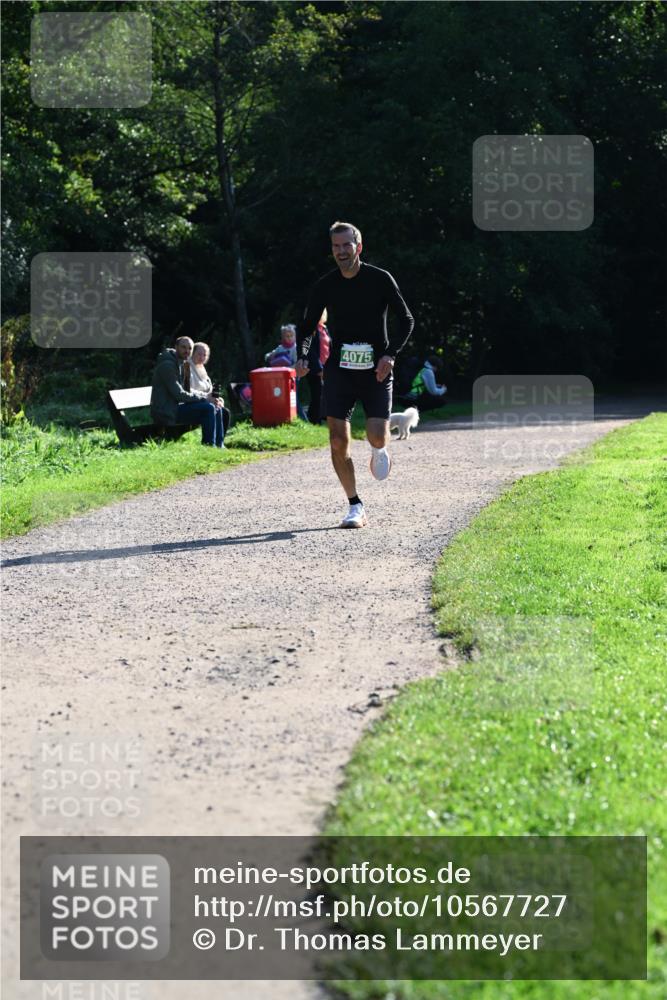 27.09.2026 - 35. Volkslauf durch das schöne Alstertal Dr. Thomas Lammeyer http://msf.ph/oto/10567727 27.09.2026 10:48:03 Laufen 4075 meine-sportfotos.de