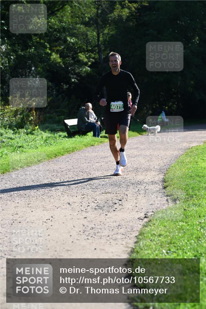 27.09.2026 - 35. Volkslauf durch das schöne Alstertal Dr. Thomas Lammeyer http://msf.ph/oto/10567733 27.09.2026 10:48:04 Laufen 4075 meine-sportfotos.de