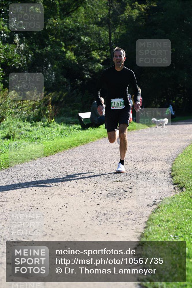 27.09.2026 - 35. Volkslauf durch das schöne Alstertal Dr. Thomas Lammeyer http://msf.ph/oto/10567735 27.09.2026 10:48:04 Laufen 4075 meine-sportfotos.de