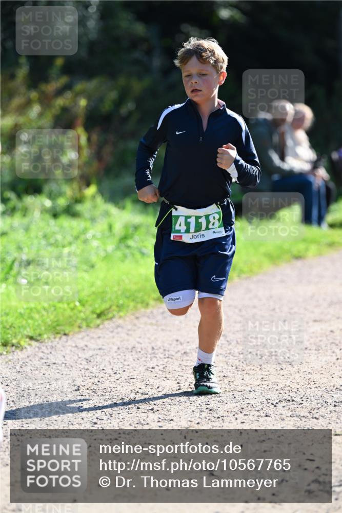 27.09.2026 - 35. Volkslauf durch das schöne Alstertal Dr. Thomas Lammeyer http://msf.ph/oto/10567765 27.09.2026 10:48:24 Laufen 4118 meine-sportfotos.de