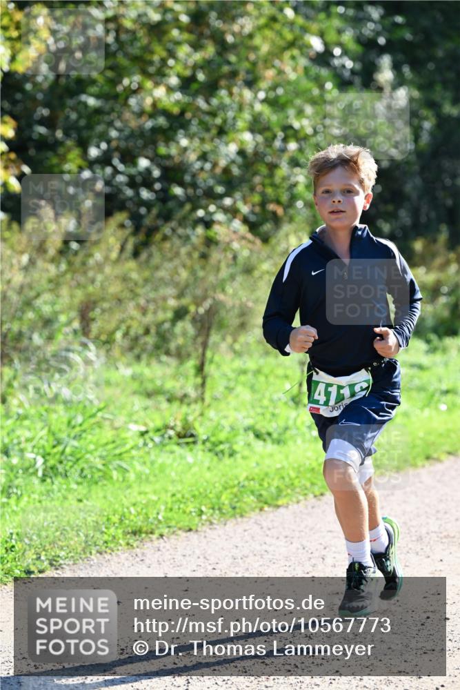 27.09.2026 - 35. Volkslauf durch das schöne Alstertal Dr. Thomas Lammeyer http://msf.ph/oto/10567773 27.09.2026 10:48:25 Laufen 4119 meine-sportfotos.de