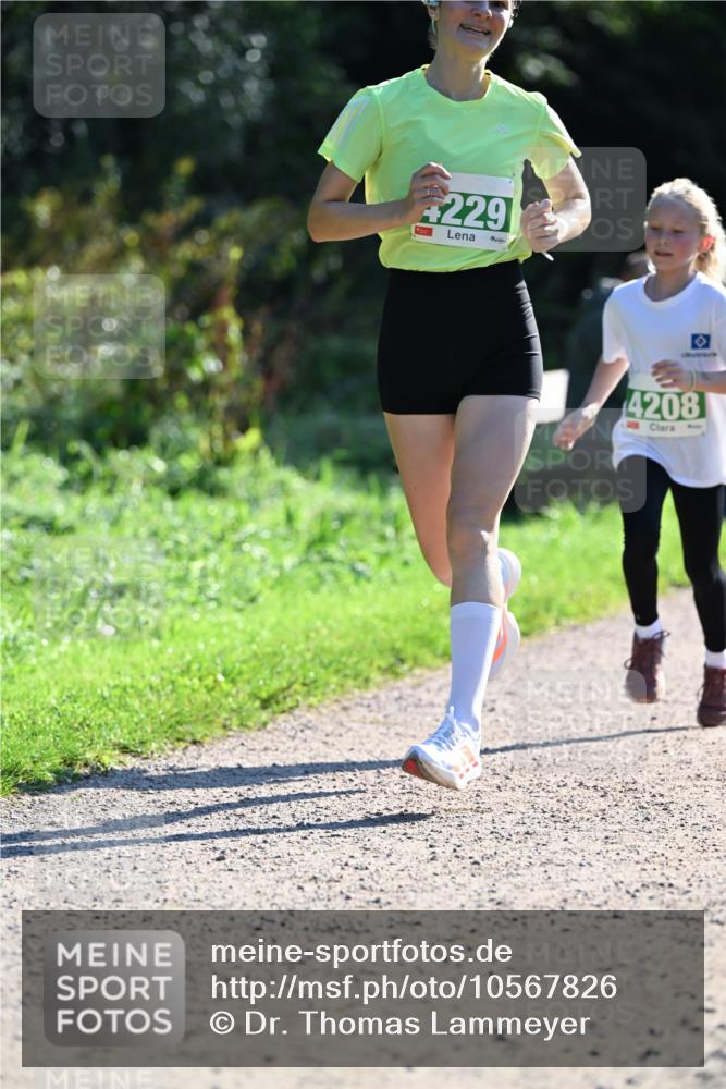 27.09.2026 - 35. Volkslauf durch das schöne Alstertal Dr. Thomas Lammeyer http://msf.ph/oto/10567826 27.09.2026 10:48:46 Laufen 229, 0, 4208 meine-sportfotos.de