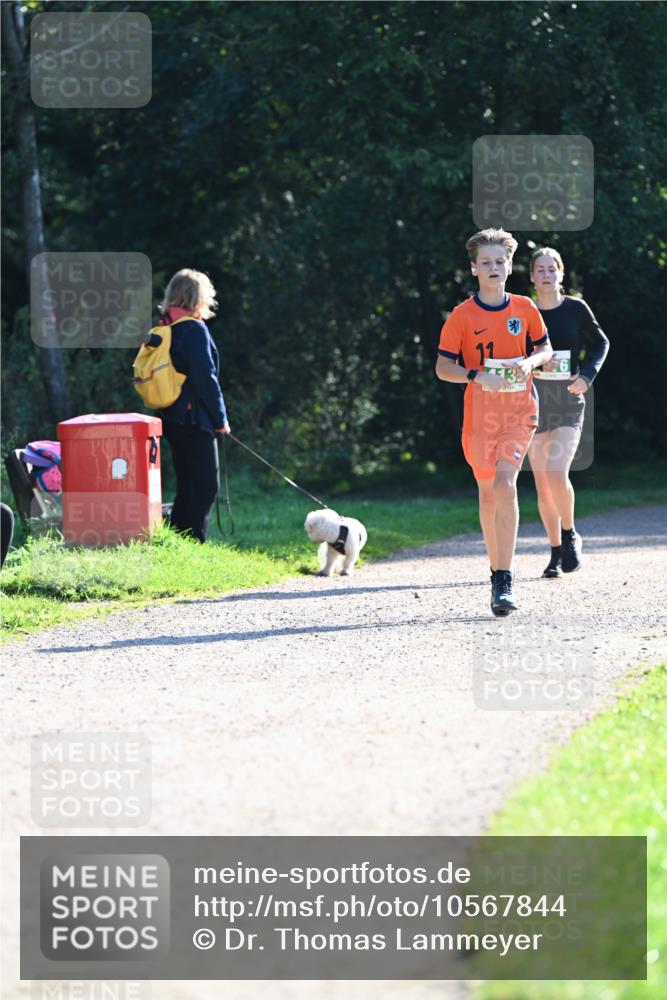 27.09.2026 - 35. Volkslauf durch das schöne Alstertal Dr. Thomas Lammeyer http://msf.ph/oto/10567844 27.09.2026 10:49:02 Laufen 11, 413, 6 meine-sportfotos.de