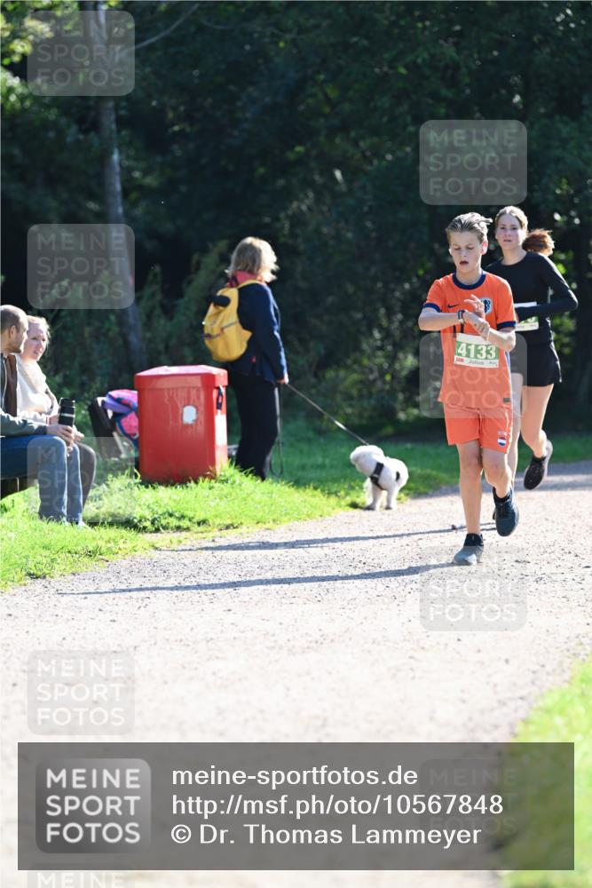 27.09.2026 - 35. Volkslauf durch das schöne Alstertal Dr. Thomas Lammeyer http://msf.ph/oto/10567848 27.09.2026 10:49:03 Laufen 3, 4133 meine-sportfotos.de