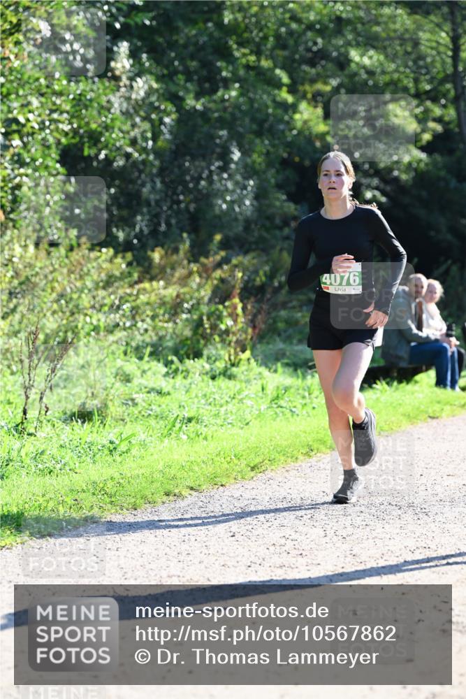 27.09.2026 - 35. Volkslauf durch das schöne Alstertal Dr. Thomas Lammeyer http://msf.ph/oto/10567862 27.09.2026 10:49:07 Laufen 4076 meine-sportfotos.de