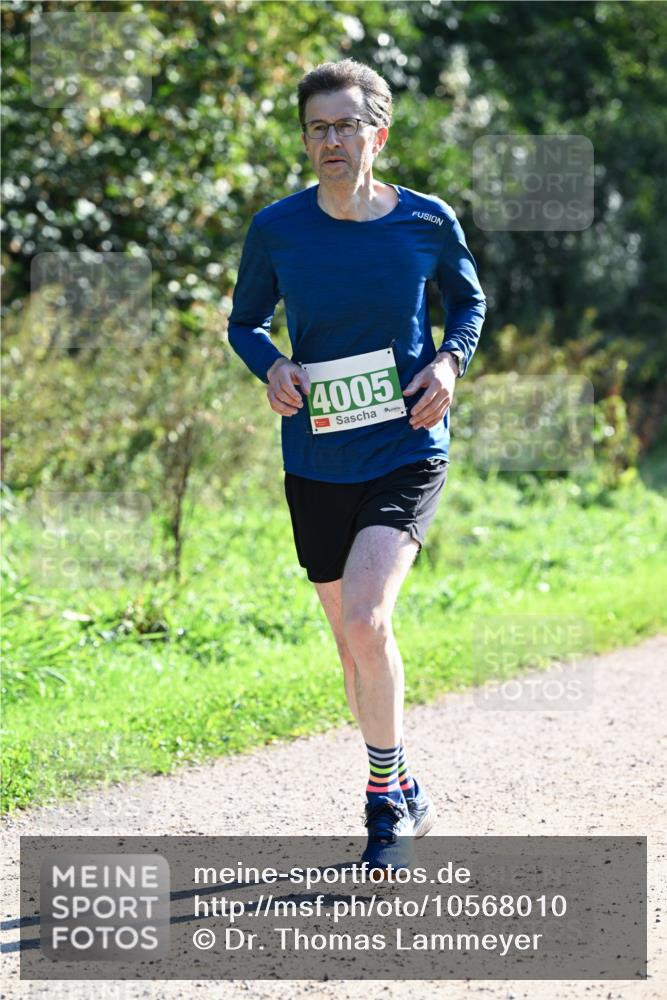 27.09.2026 - 35. Volkslauf durch das schöne Alstertal Dr. Thomas Lammeyer http://msf.ph/oto/10568010 27.09.2026 10:50:13 Laufen 4005 meine-sportfotos.de