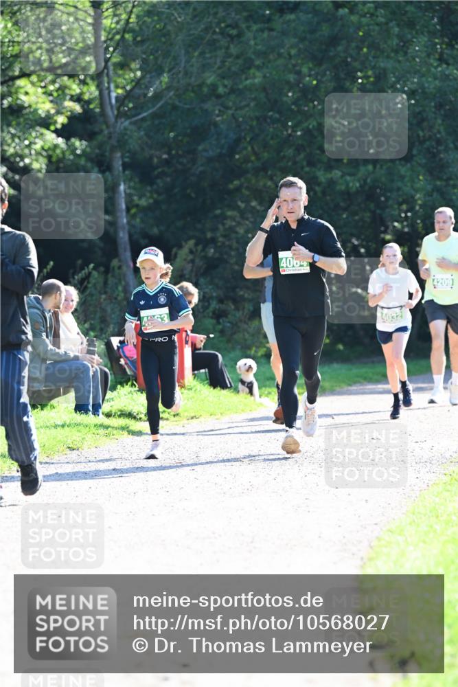 27.09.2026 - 35. Volkslauf durch das schöne Alstertal Dr. Thomas Lammeyer http://msf.ph/oto/10568027 27.09.2026 10:50:27 Laufen 4064, 4032, 4209 meine-sportfotos.de