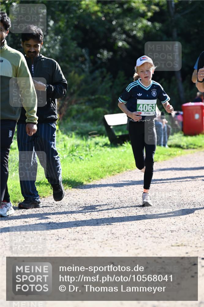 27.09.2026 - 35. Volkslauf durch das schöne Alstertal Dr. Thomas Lammeyer http://msf.ph/oto/10568041 27.09.2026 10:50:29 Laufen 4063 meine-sportfotos.de