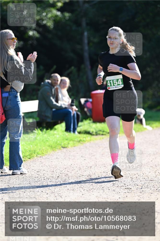 27.09.2026 - 35. Volkslauf durch das schöne Alstertal Dr. Thomas Lammeyer http://msf.ph/oto/10568083 27.09.2026 10:50:44 Laufen 4154 meine-sportfotos.de