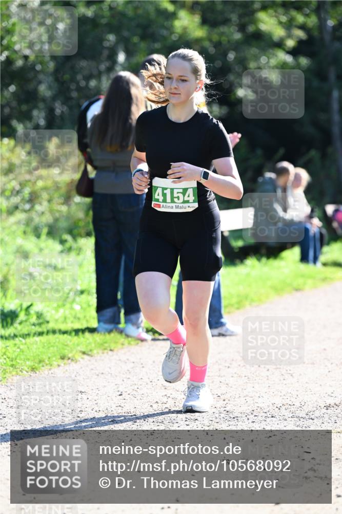 27.09.2026 - 35. Volkslauf durch das schöne Alstertal Dr. Thomas Lammeyer http://msf.ph/oto/10568092 27.09.2026 10:50:45 Laufen 4154 meine-sportfotos.de