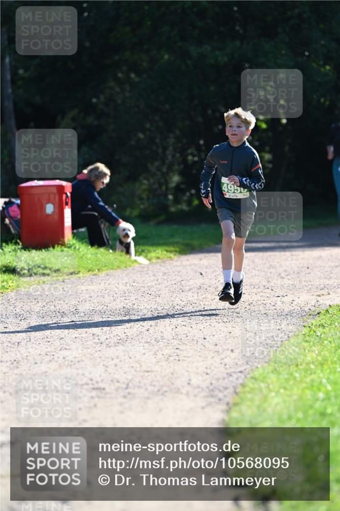 27.09.2026 - 35. Volkslauf durch das schöne Alstertal Dr. Thomas Lammeyer http://msf.ph/oto/10568095 27.09.2026 10:50:52 Laufen 495 meine-sportfotos.de