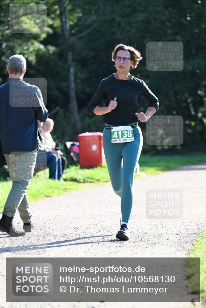 27.09.2026 - 35. Volkslauf durch das schöne Alstertal Dr. Thomas Lammeyer http://msf.ph/oto/10568130 27.09.2026 10:50:59 Laufen 4138 meine-sportfotos.de