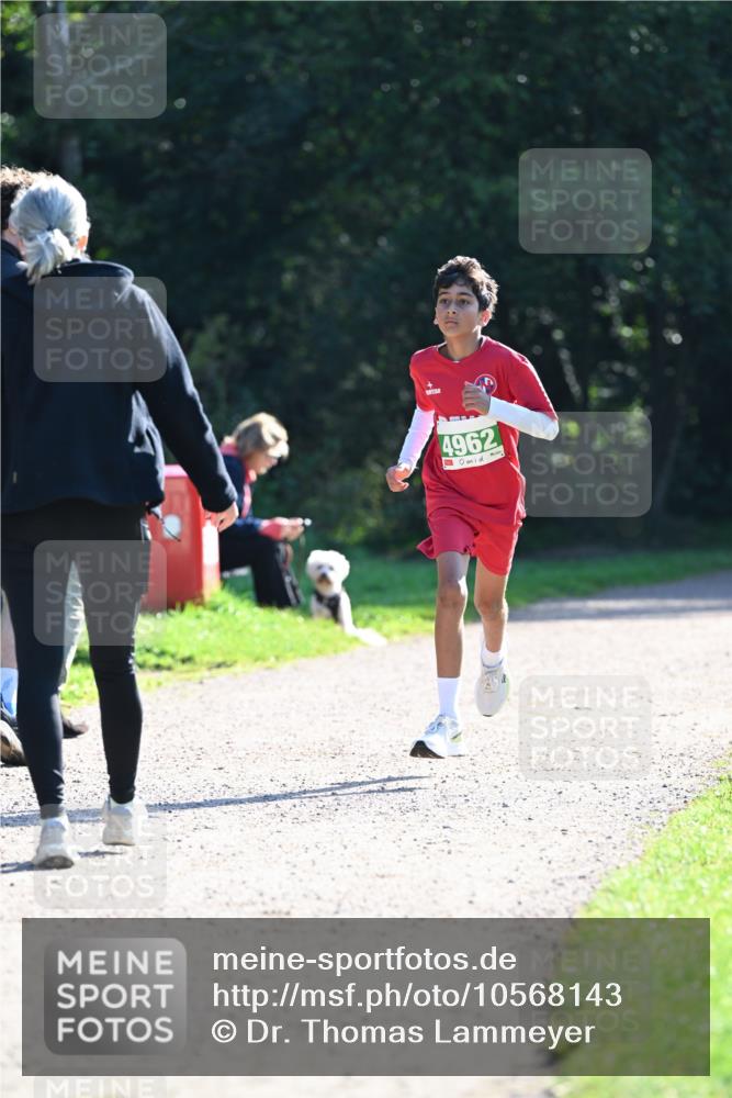 27.09.2026 - 35. Volkslauf durch das schöne Alstertal Dr. Thomas Lammeyer http://msf.ph/oto/10568143 27.09.2026 10:51:05 Laufen 4962 meine-sportfotos.de