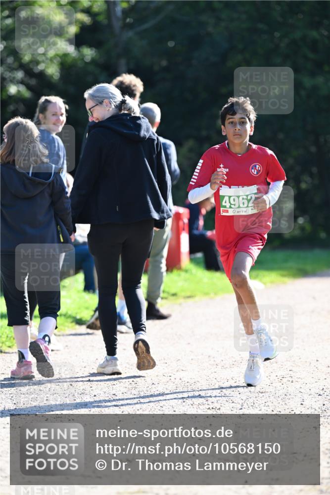 27.09.2026 - 35. Volkslauf durch das schöne Alstertal Dr. Thomas Lammeyer http://msf.ph/oto/10568150 27.09.2026 10:51:06 Laufen 4962 meine-sportfotos.de