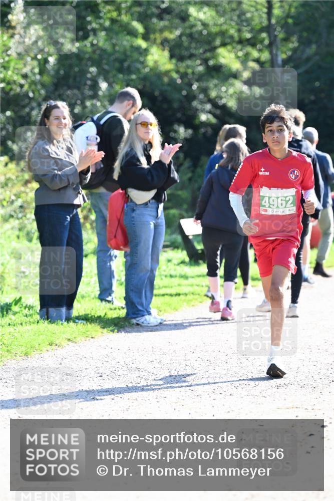 27.09.2026 - 35. Volkslauf durch das schöne Alstertal Dr. Thomas Lammeyer http://msf.ph/oto/10568156 27.09.2026 10:51:07 Laufen 4962 meine-sportfotos.de