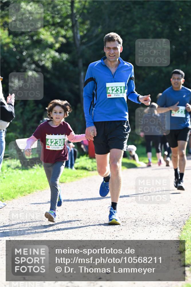 27.09.2026 - 35. Volkslauf durch das schöne Alstertal Dr. Thomas Lammeyer http://msf.ph/oto/10568211 27.09.2026 10:51:19 Laufen 4230, 4231 meine-sportfotos.de