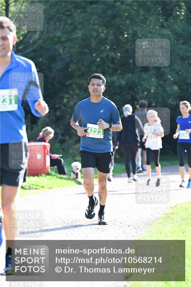27.09.2026 - 35. Volkslauf durch das schöne Alstertal Dr. Thomas Lammeyer http://msf.ph/oto/10568214 27.09.2026 10:51:20 Laufen 231, 4223 meine-sportfotos.de