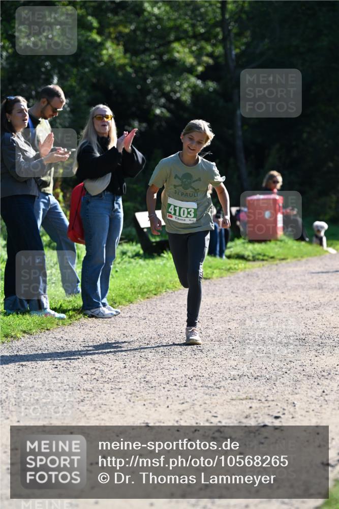27.09.2026 - 35. Volkslauf durch das schöne Alstertal Dr. Thomas Lammeyer http://msf.ph/oto/10568265 27.09.2026 10:51:31 Laufen 4103 meine-sportfotos.de
