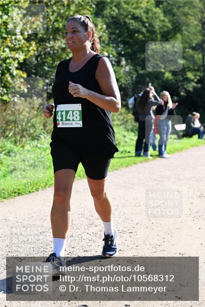 27.09.2026 - 35. Volkslauf durch das schöne Alstertal Dr. Thomas Lammeyer http://msf.ph/oto/10568312 27.09.2026 10:51:39 Laufen 4148 meine-sportfotos.de