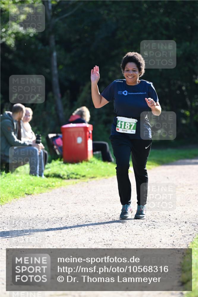 27.09.2026 - 35. Volkslauf durch das schöne Alstertal Dr. Thomas Lammeyer http://msf.ph/oto/10568316 27.09.2026 10:51:46 Laufen 4187 meine-sportfotos.de