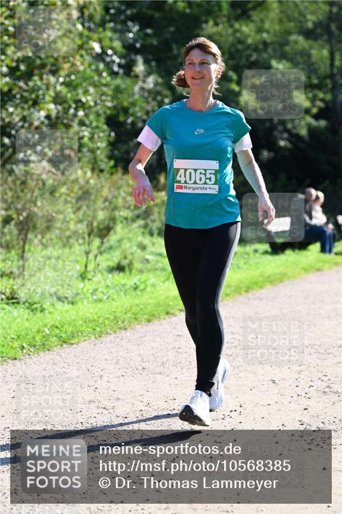 27.09.2026 - 35. Volkslauf durch das schöne Alstertal Dr. Thomas Lammeyer http://msf.ph/oto/10568385 27.09.2026 10:52:22 Laufen 4065 meine-sportfotos.de