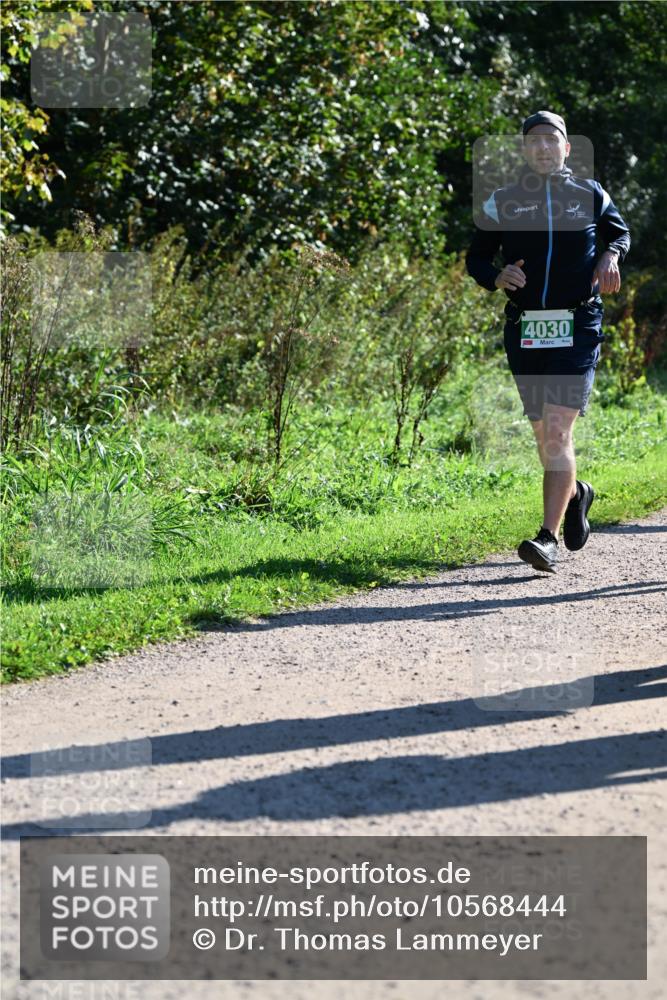 27.09.2026 - 35. Volkslauf durch das schöne Alstertal Dr. Thomas Lammeyer http://msf.ph/oto/10568444 27.09.2026 10:52:49 Laufen 4030 meine-sportfotos.de