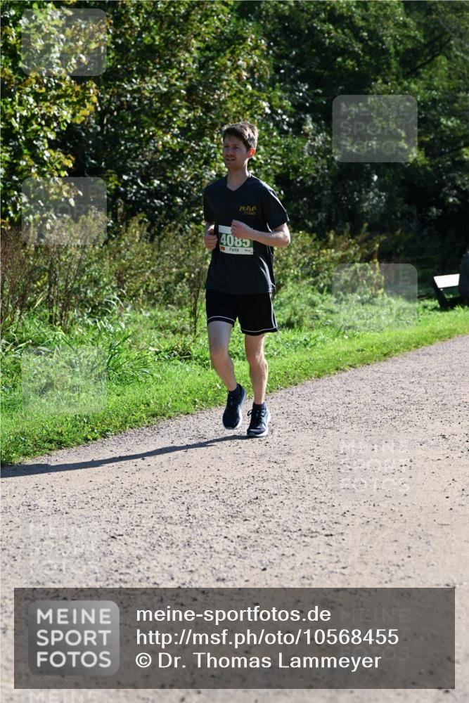 27.09.2026 - 35. Volkslauf durch das schöne Alstertal Dr. Thomas Lammeyer http://msf.ph/oto/10568455 27.09.2026 10:52:55 Laufen 4085 meine-sportfotos.de