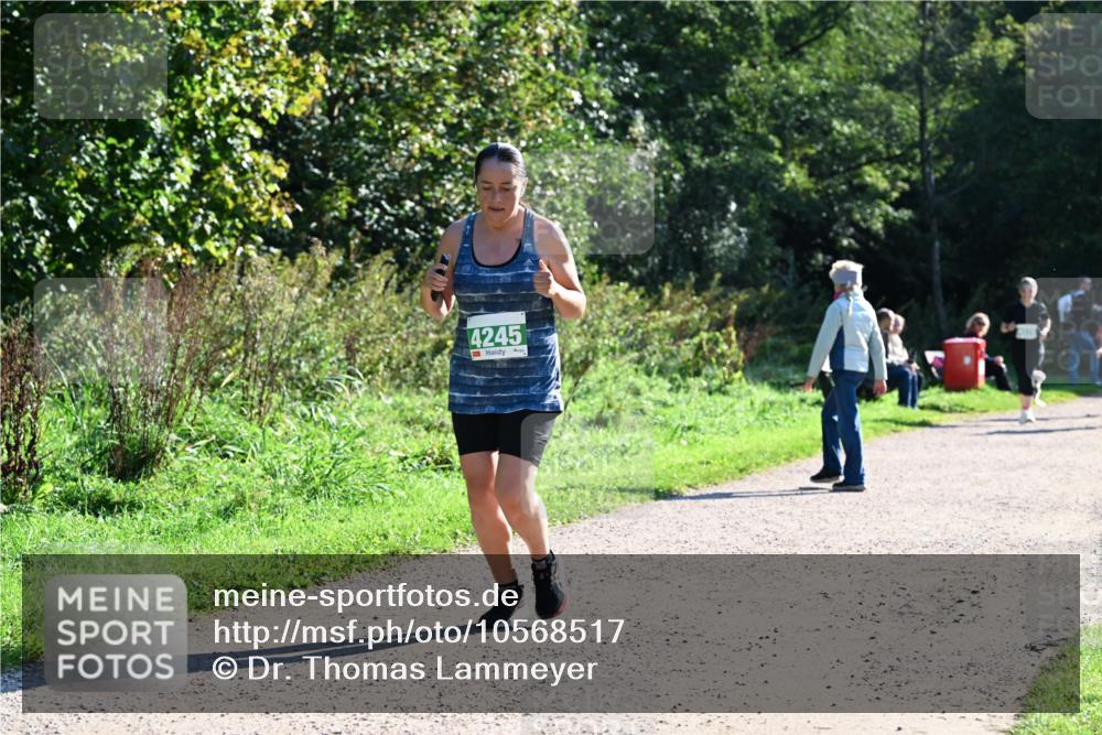 27.09.2026 - 35. Volkslauf durch das schöne Alstertal Dr. Thomas Lammeyer http://msf.ph/oto/10568517 27.09.2026 10:53:16 Laufen 4245 meine-sportfotos.de