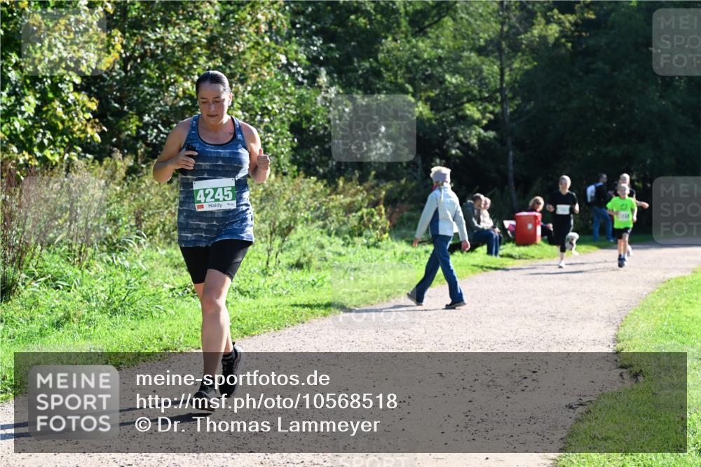 27.09.2026 - 35. Volkslauf durch das schöne Alstertal Dr. Thomas Lammeyer http://msf.ph/oto/10568518 27.09.2026 10:53:17 Laufen 4245 meine-sportfotos.de