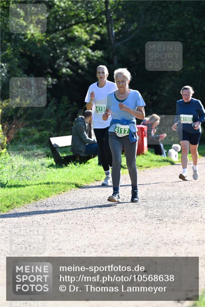 27.09.2026 - 35. Volkslauf durch das schöne Alstertal Dr. Thomas Lammeyer http://msf.ph/oto/10568638 27.09.2026 10:54:08 Laufen 415, 4117, 4155 meine-sportfotos.de