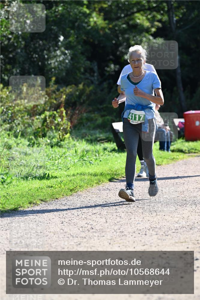 27.09.2026 - 35. Volkslauf durch das schöne Alstertal Dr. Thomas Lammeyer http://msf.ph/oto/10568644 27.09.2026 10:54:09 Laufen 4117 meine-sportfotos.de