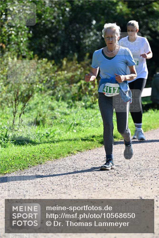 27.09.2026 - 35. Volkslauf durch das schöne Alstertal Dr. Thomas Lammeyer http://msf.ph/oto/10568650 27.09.2026 10:54:10 Laufen 4117 meine-sportfotos.de