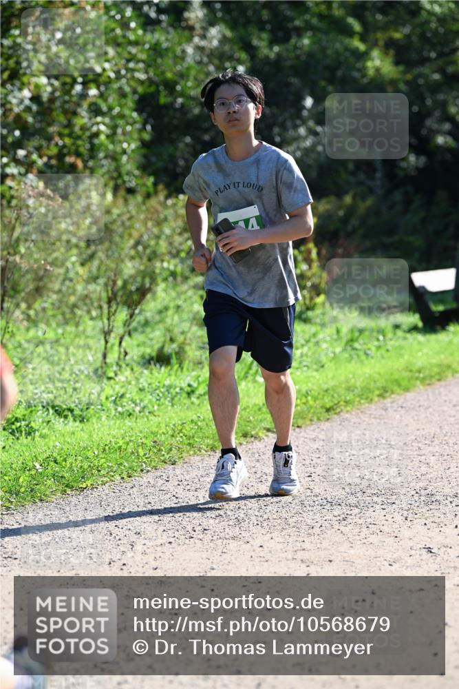 27.09.2026 - 35. Volkslauf durch das schöne Alstertal Dr. Thomas Lammeyer http://msf.ph/oto/10568679 27.09.2026 10:54:16 Laufen  meine-sportfotos.de