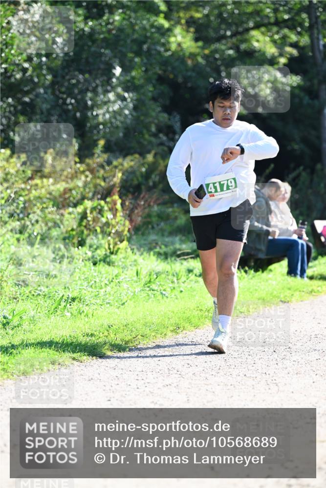 27.09.2026 - 35. Volkslauf durch das schöne Alstertal Dr. Thomas Lammeyer http://msf.ph/oto/10568689 27.09.2026 10:54:24 Laufen 4179 meine-sportfotos.de