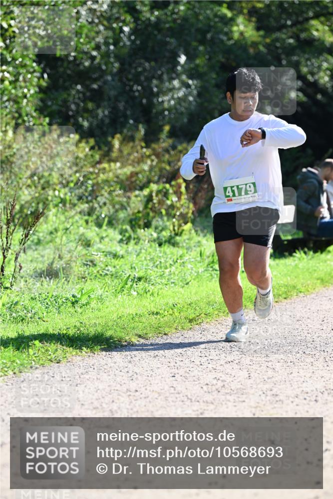 27.09.2026 - 35. Volkslauf durch das schöne Alstertal Dr. Thomas Lammeyer http://msf.ph/oto/10568693 27.09.2026 10:54:24 Laufen 4179 meine-sportfotos.de
