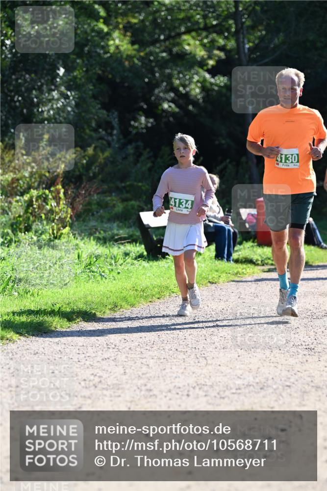 27.09.2026 - 35. Volkslauf durch das schöne Alstertal Dr. Thomas Lammeyer http://msf.ph/oto/10568711 27.09.2026 10:54:28 Laufen 4134, 4130 meine-sportfotos.de