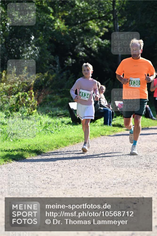 27.09.2026 - 35. Volkslauf durch das schöne Alstertal Dr. Thomas Lammeyer http://msf.ph/oto/10568712 27.09.2026 10:54:28 Laufen 4134, 4130 meine-sportfotos.de