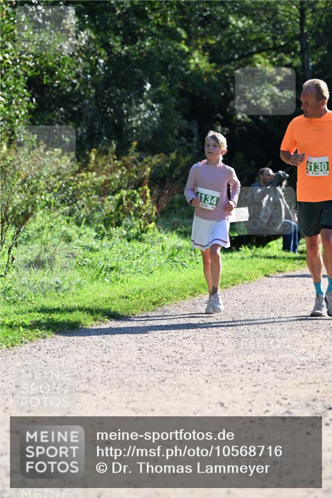 27.09.2026 - 35. Volkslauf durch das schöne Alstertal Dr. Thomas Lammeyer http://msf.ph/oto/10568716 27.09.2026 10:54:29 Laufen 4134, 4130 meine-sportfotos.de