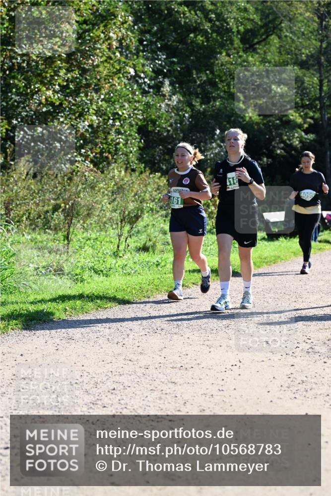 27.09.2026 - 35. Volkslauf durch das schöne Alstertal Dr. Thomas Lammeyer http://msf.ph/oto/10568783 27.09.2026 10:54:39 Laufen 161, 4095 meine-sportfotos.de
