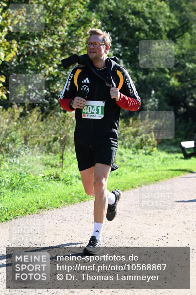 27.09.2026 - 35. Volkslauf durch das schöne Alstertal Dr. Thomas Lammeyer http://msf.ph/oto/10568867 27.09.2026 10:55:06 Laufen 4041 meine-sportfotos.de
