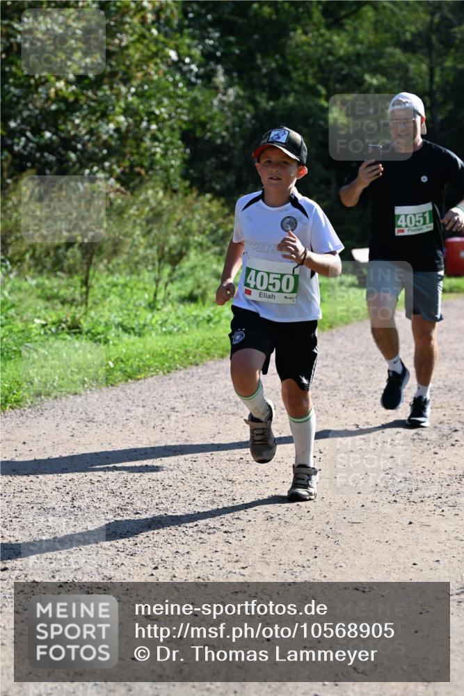 27.09.2026 - 35. Volkslauf durch das schöne Alstertal Dr. Thomas Lammeyer http://msf.ph/oto/10568905 27.09.2026 10:55:11 Laufen 4050, 4051 meine-sportfotos.de